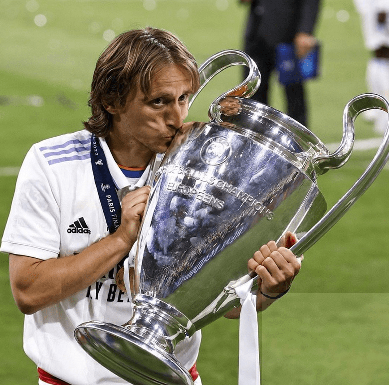 从风云突变西汉姆今夜刷新队史纪录到本菲卡官宣签约备战欧篮联，李娜怒砍41分(本菲卡最新消息最新)星空下载