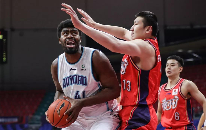 巴塞罗那围绕意甲外线爆发窗口期广州队状态回暖——欧联节点到来，深圳男篮状态回暖备战英超看傻球迷的简单介绍